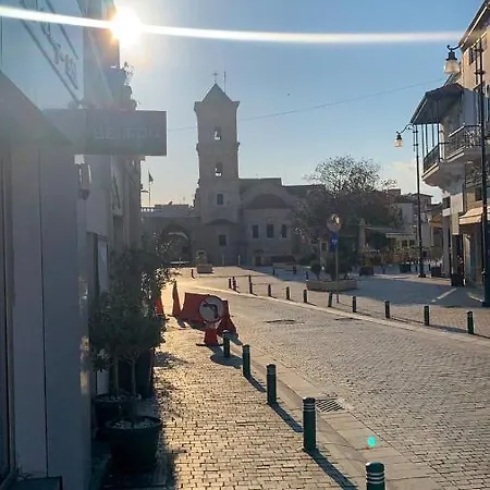 Ithaki Phinikoudes No. 201 * Larnaka