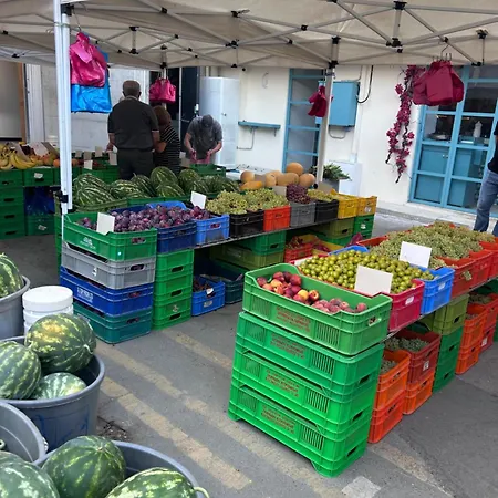 Ithaki Phinikoudes No. 201 * Ларнака