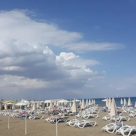 Ithaki Phinikoudes No. 201 Lägenhet *