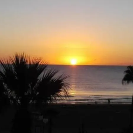 Appartement Ithaki Phinikoudes No. 201 *