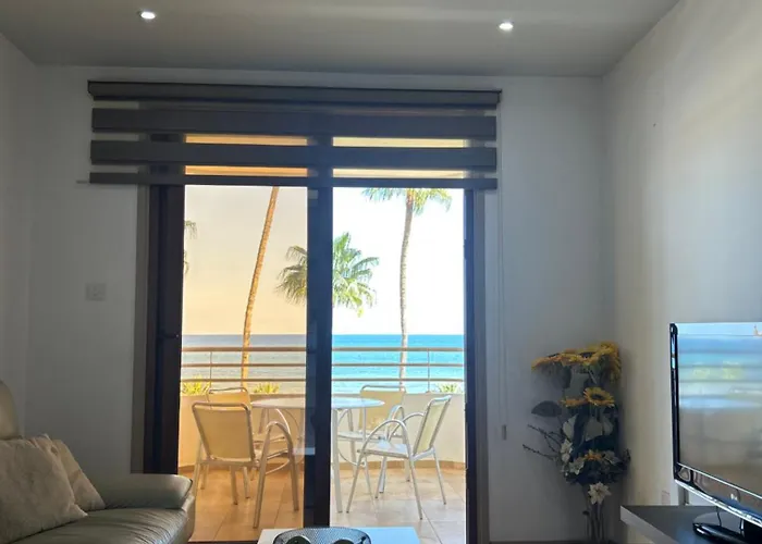 Ithaki Phinikoudes No. 201 Lägenhet *