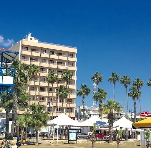 Lägenhet Ithaki Phinikoudes No. 201 *